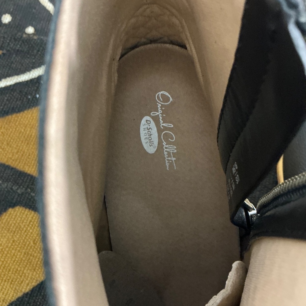 Boots - Picture 5 of 5